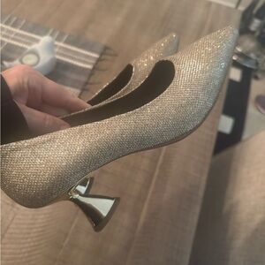 Women’s Aerosoles Pumps. Size 10. Just purchased and wore once!